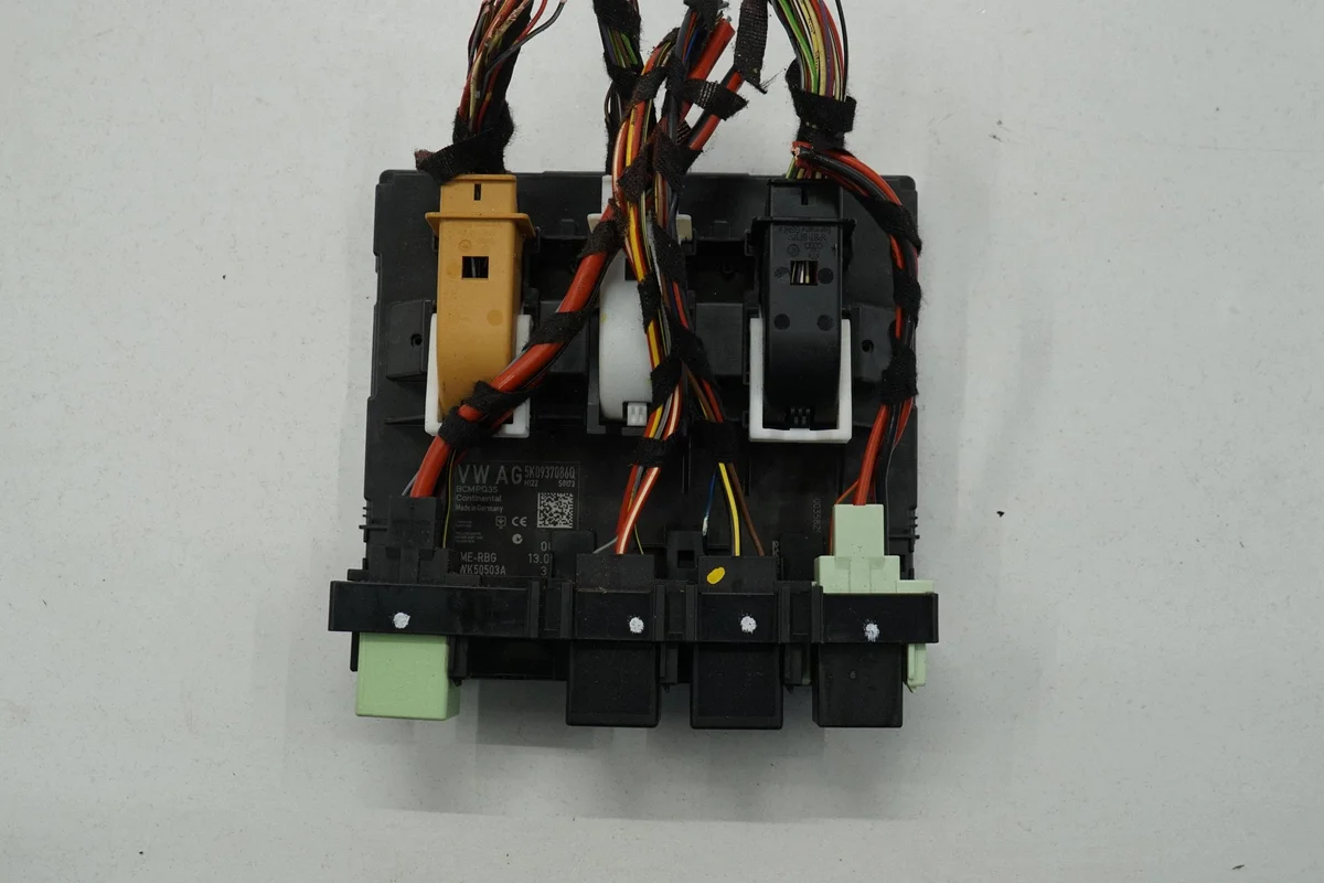 Modulo BCM VW Scirocco 5K0937086QACR