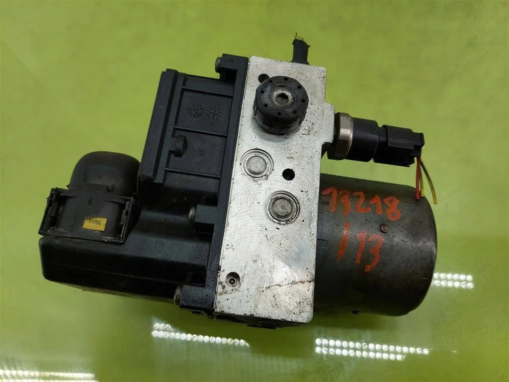 ABS-pumppu VW Passat B5 FL 0265950055