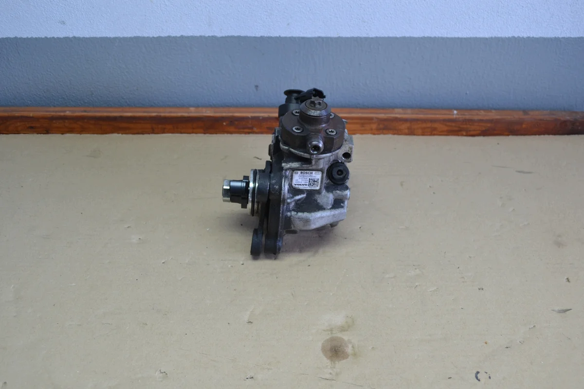 Einspritzpumpe Volvo 2.0 D 0445010681 image 4