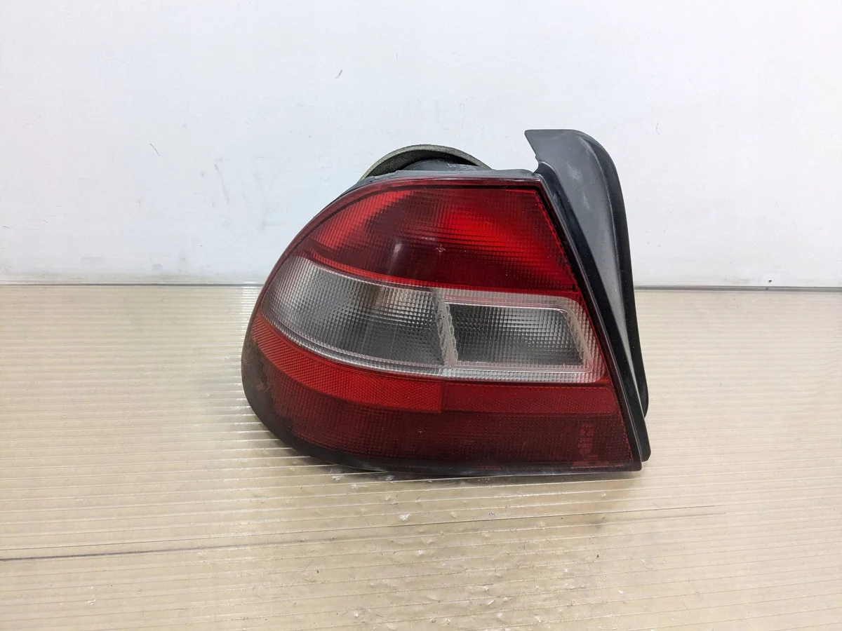 Honda Civic Baklykta Vänster E110084