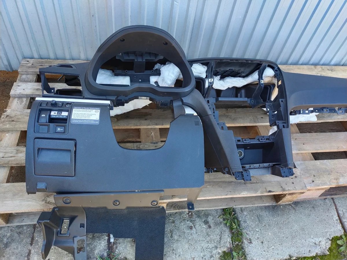 Subaru Legacy Outback Dashboard Console Airbag image 4
