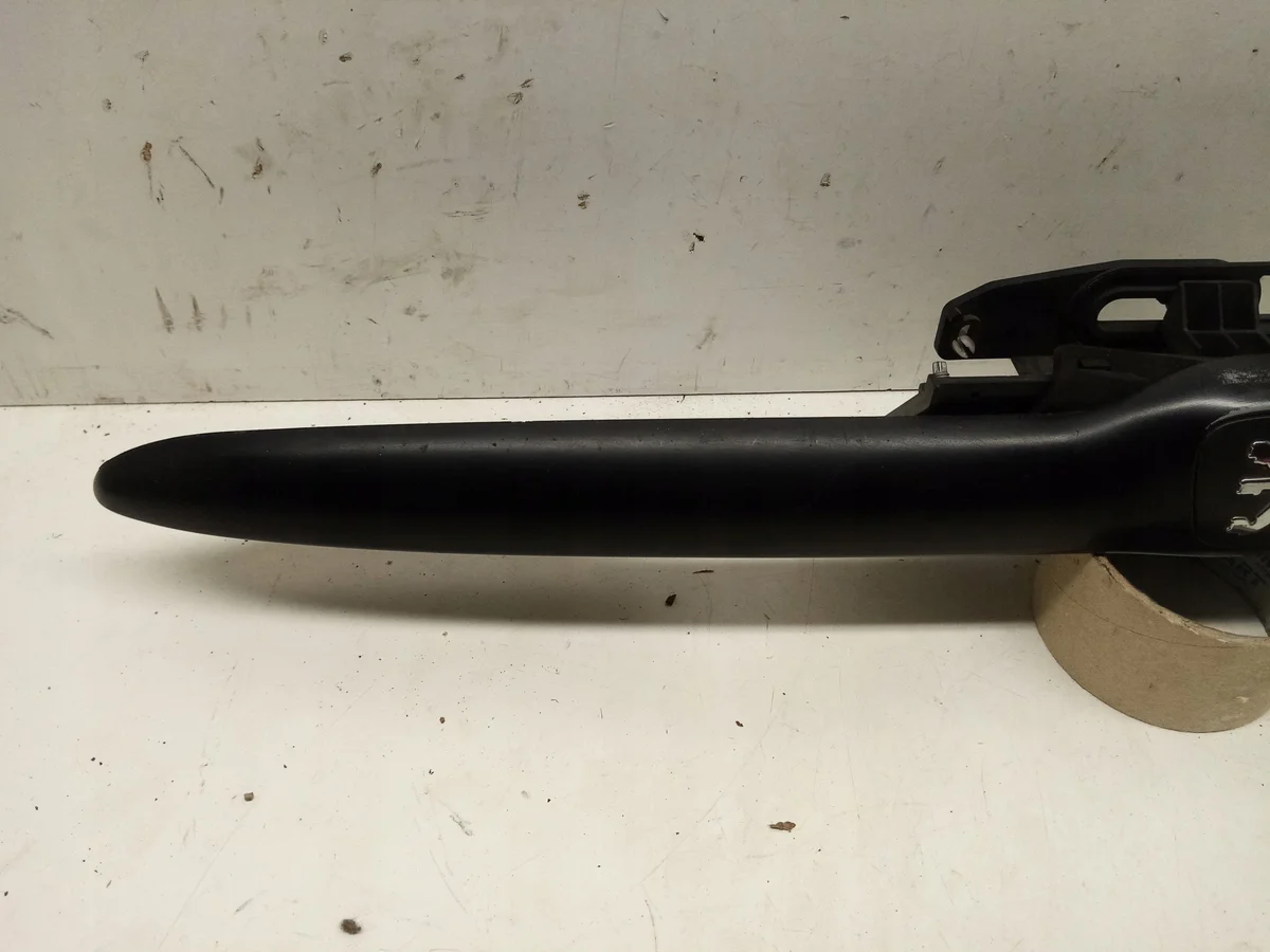 Tavaratilan listan peitelevy Peugeot 206 9629038877