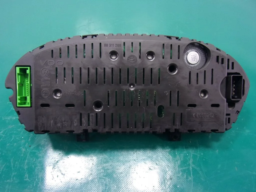 Skoda Fabia I Tacho 6Y0920861D image 3