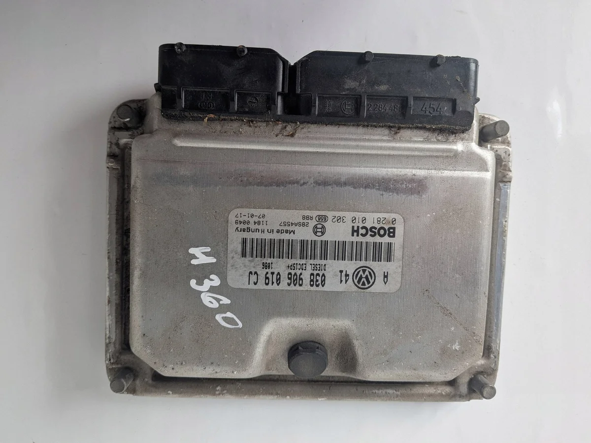 Unidad Control Motor VW Golf IV 1.9 TDI