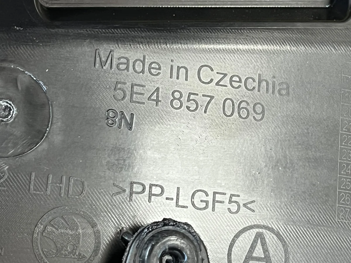 Skoda Octavia IV Kokpit 5E4857069 image 6