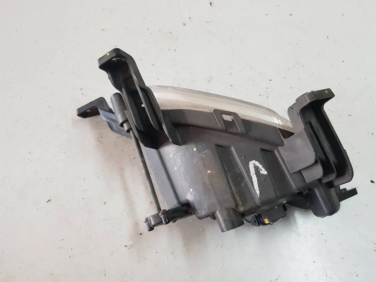 Hyundai Tucson III 15-17 Halogen Ajovalo Oikea image 5