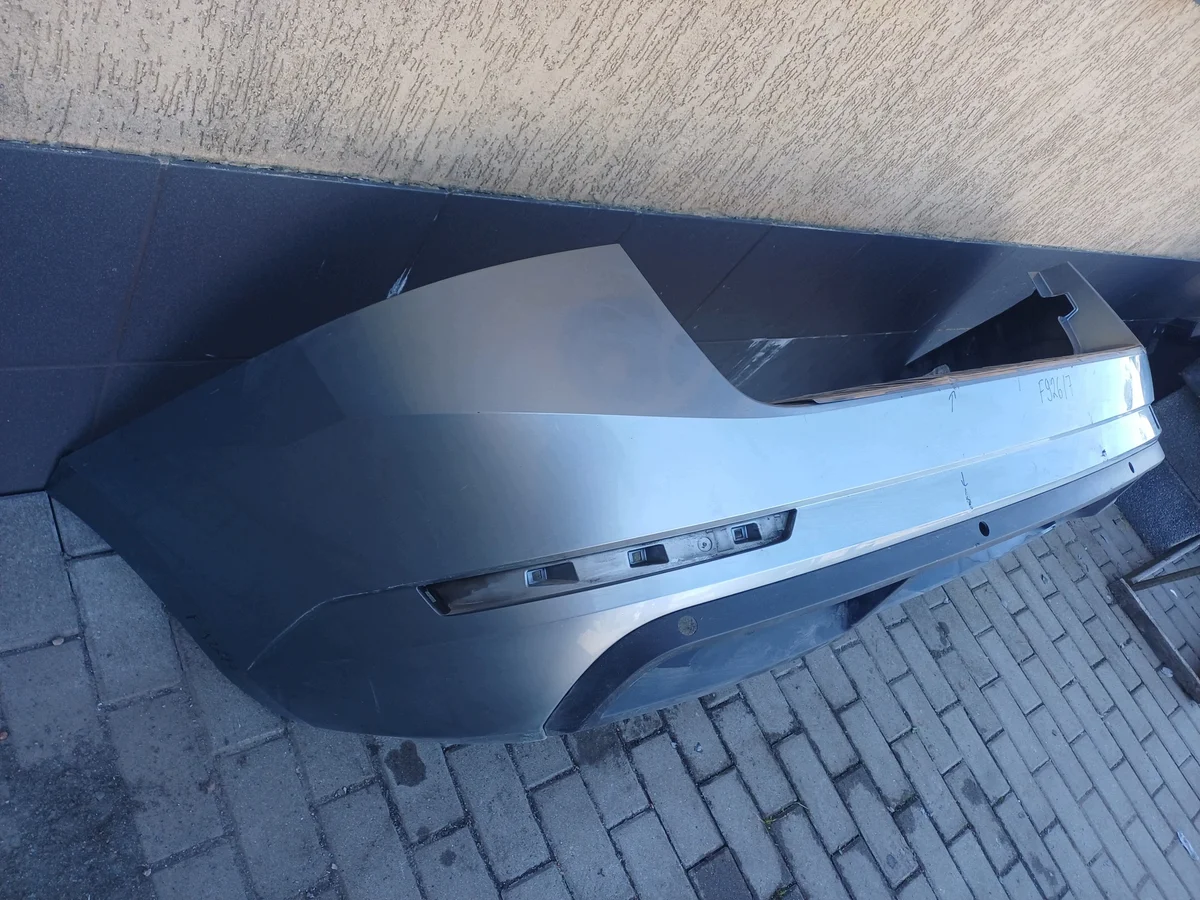 Skoda Superb 3 Stoßstange hinten image 3