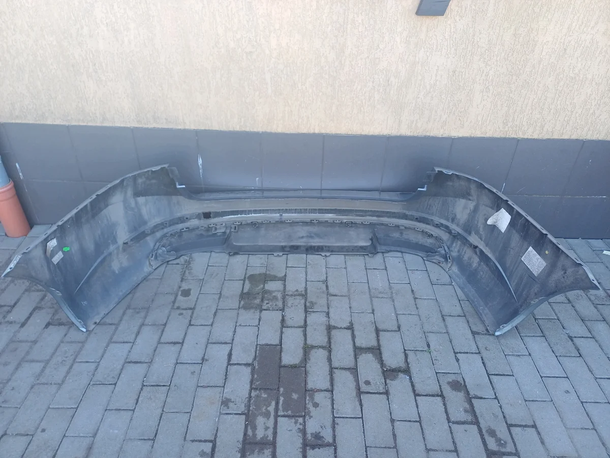 Skoda Superb 3 Stoßstange hinten image 8