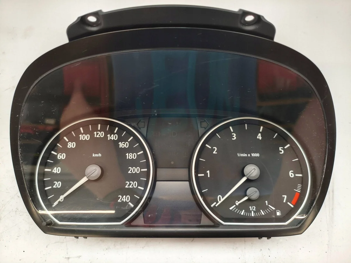 CUENTAKILÓMETROS BMW E87 1024932