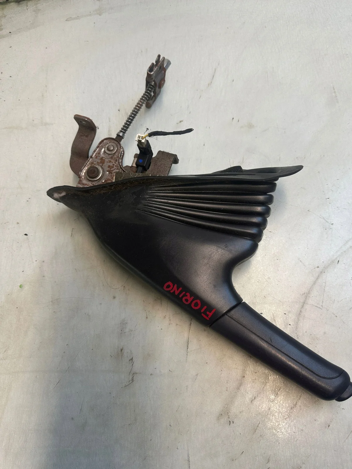 Levier frein à main Fiat Fiorino 735462115