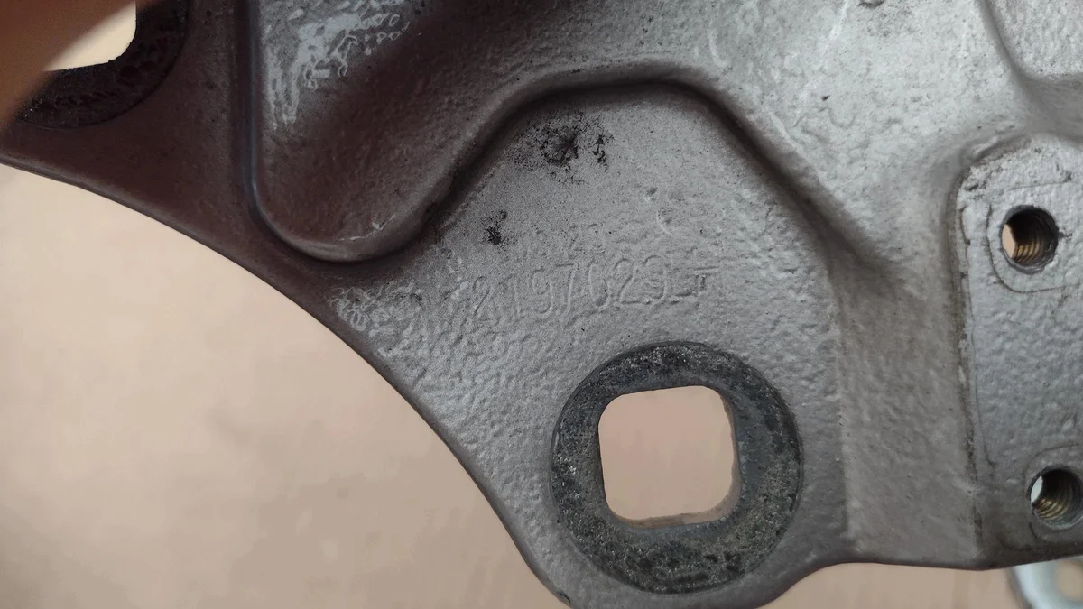 DAF XG Bisagras Puerta Izq/Der OEM 2197029 image 3