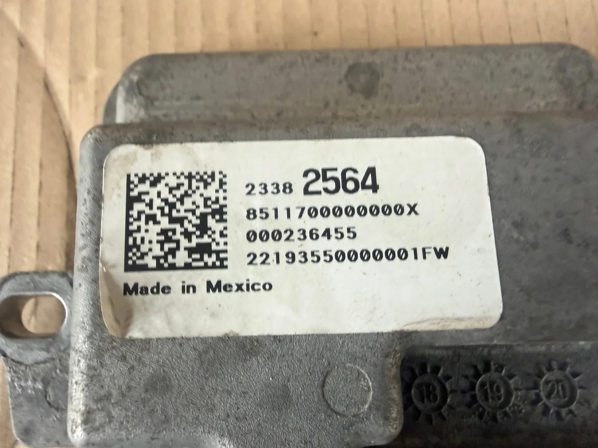 Módulo Bomba Combustible Chevrolet Camaro 23382564 thumbnail 1