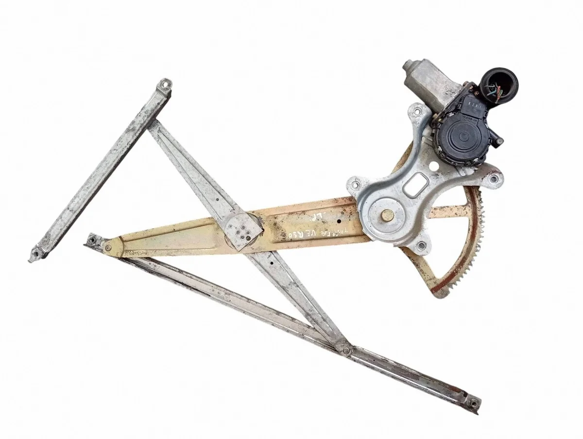 Fönsterhiss vänster fram Toyota Corolla Verso E120 8572013030