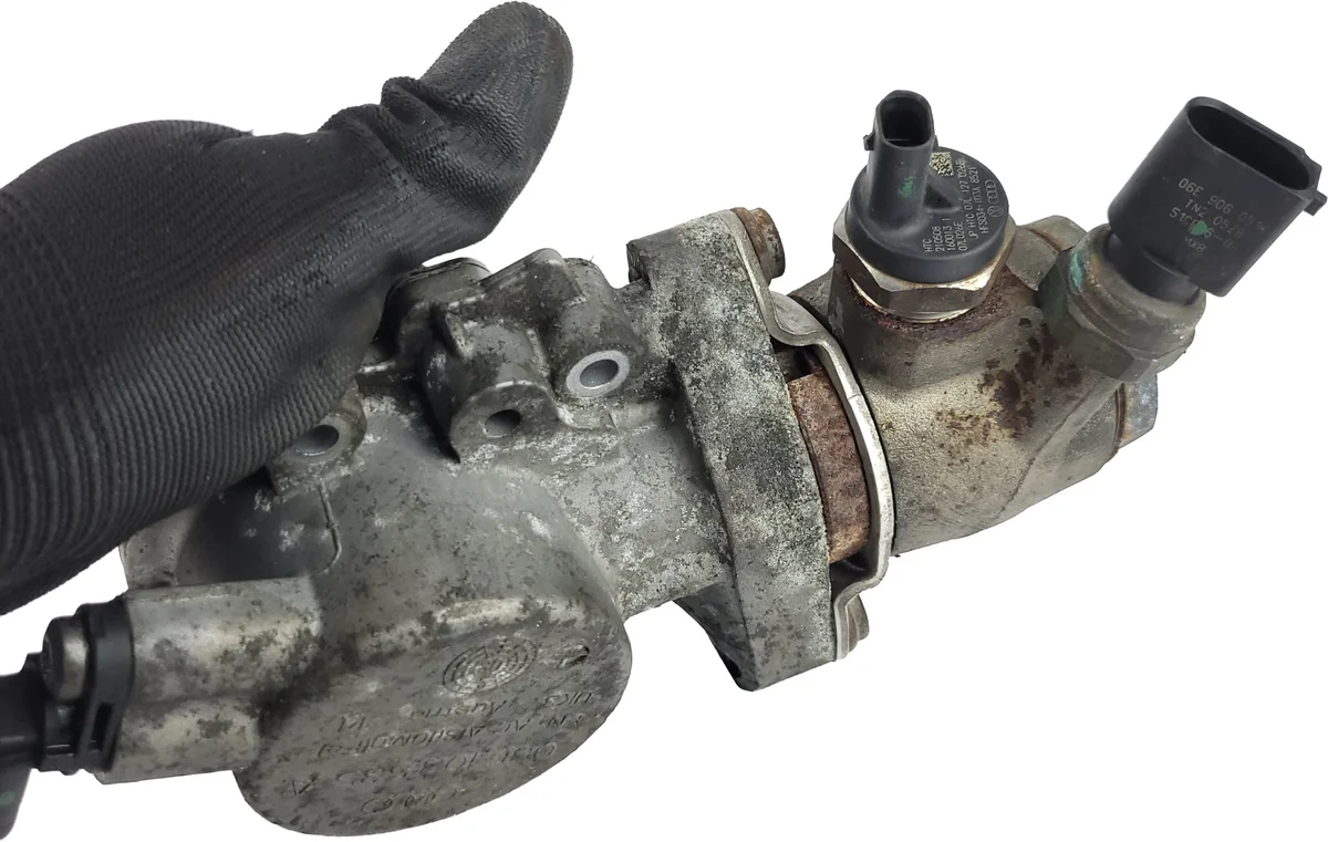 Kraftstoffpumpe Audi A6 C6 3.0 TFSI 06E103535A image 5