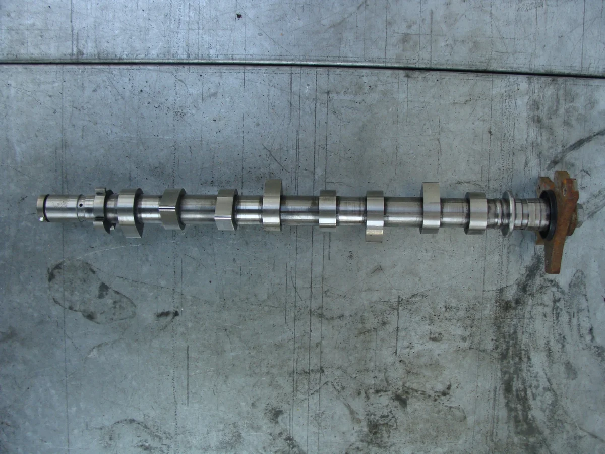 Arbre à cames Renault Modus Clio III 1.5 dCi K9K