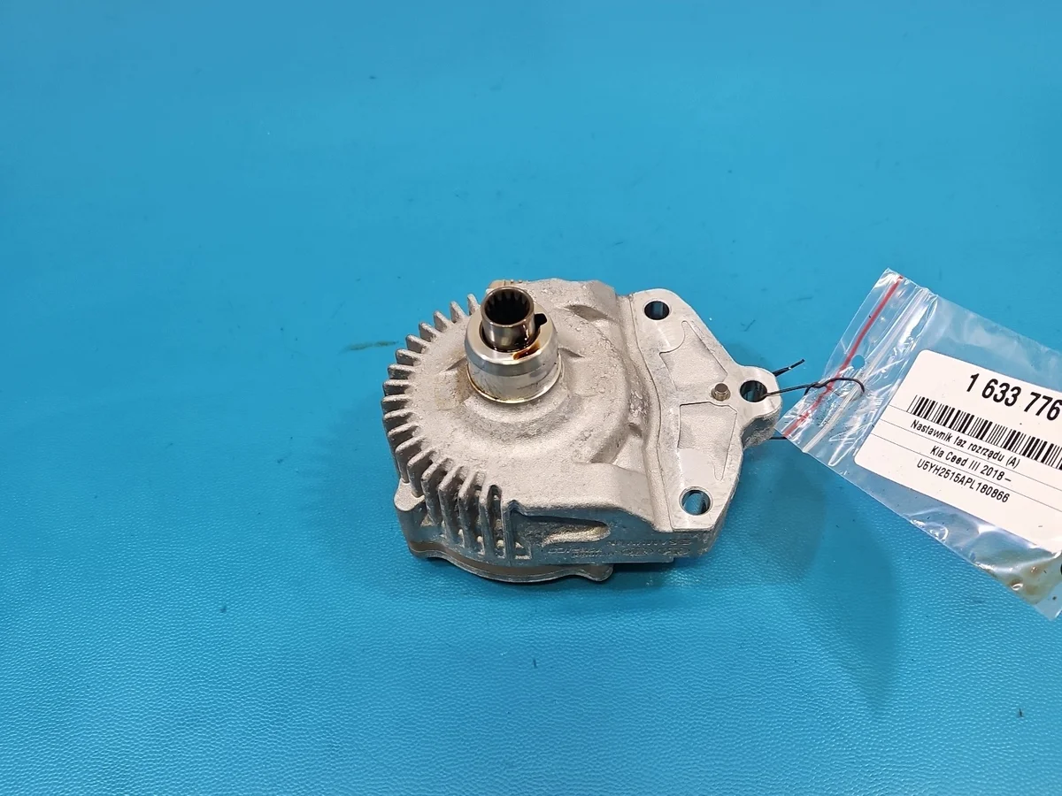 VVT-säädin Kia Ceed III 35200-08200 image 6