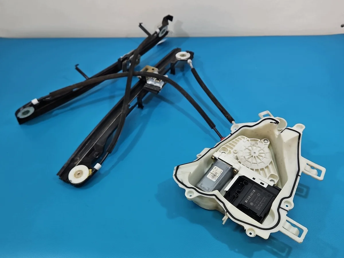 Elevalunas Seat Toledo III 1K0959792C