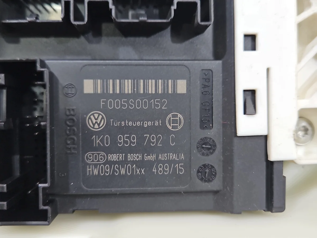 Elevalunas Seat Toledo III 1K0959792C image 6