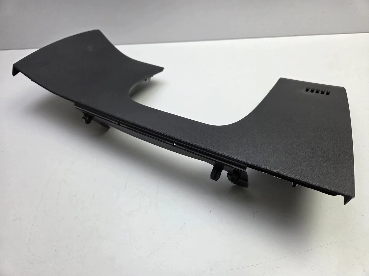 Ford Mondeo MK5 console cover DS73-F044F08-A thumbnail 4