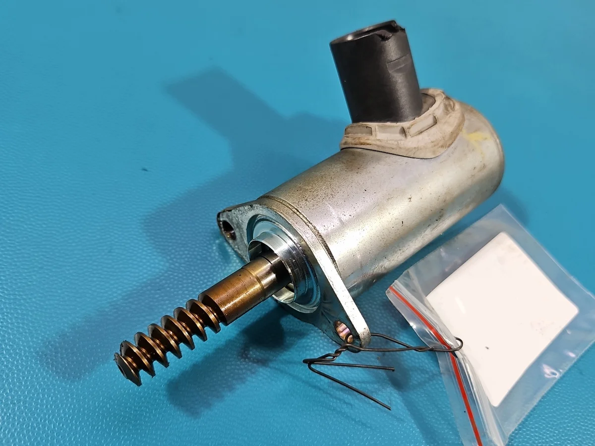 Timing Actuator Mini Countryman R60 1.6 T N18B16A OEM 5642R008