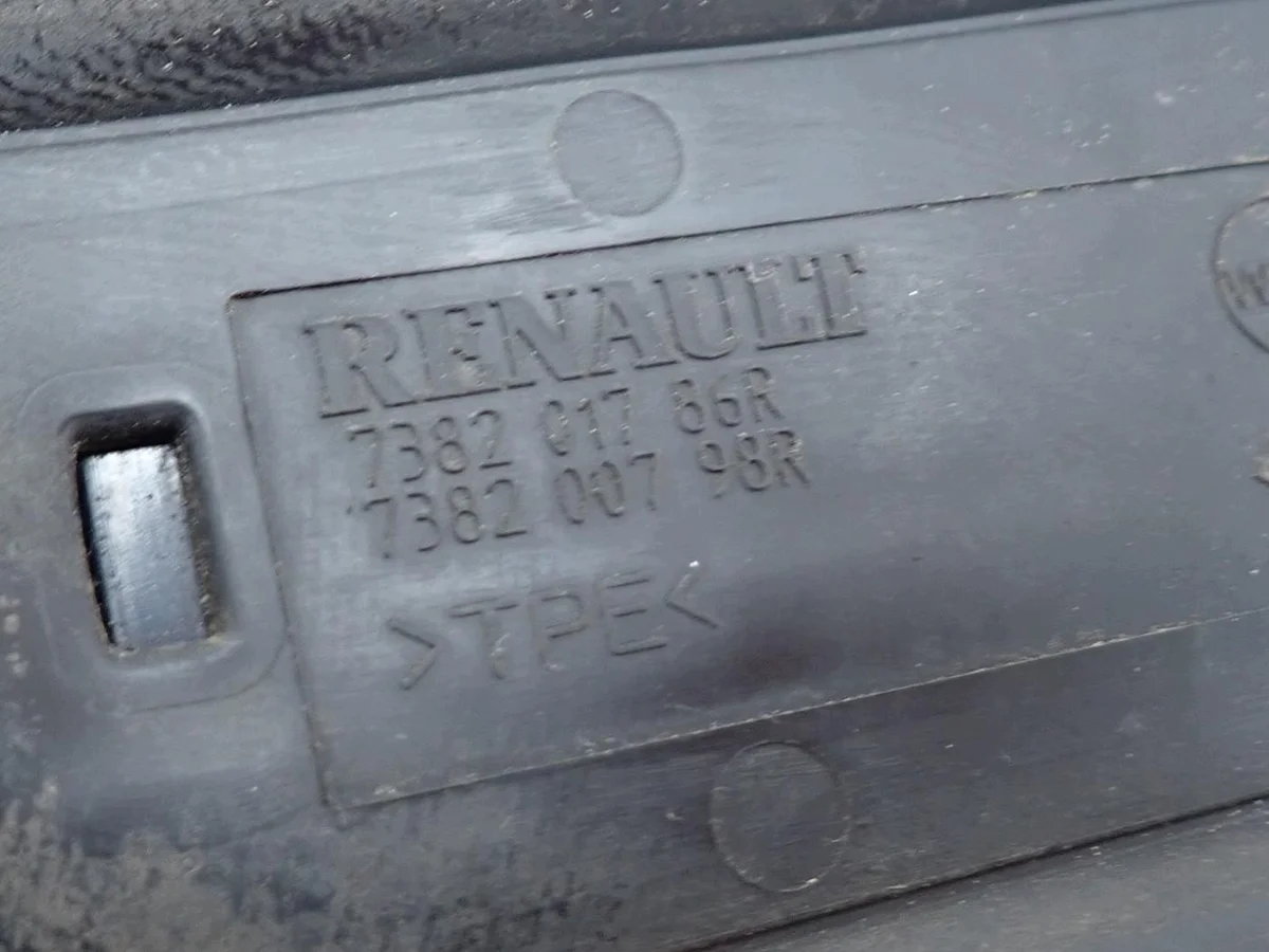 Dachreling Renault Clio IV Kombi gebraucht image 10