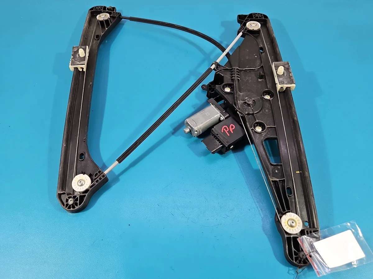 Lève-vitre avant droit Peugeot 5008 II 9830389280