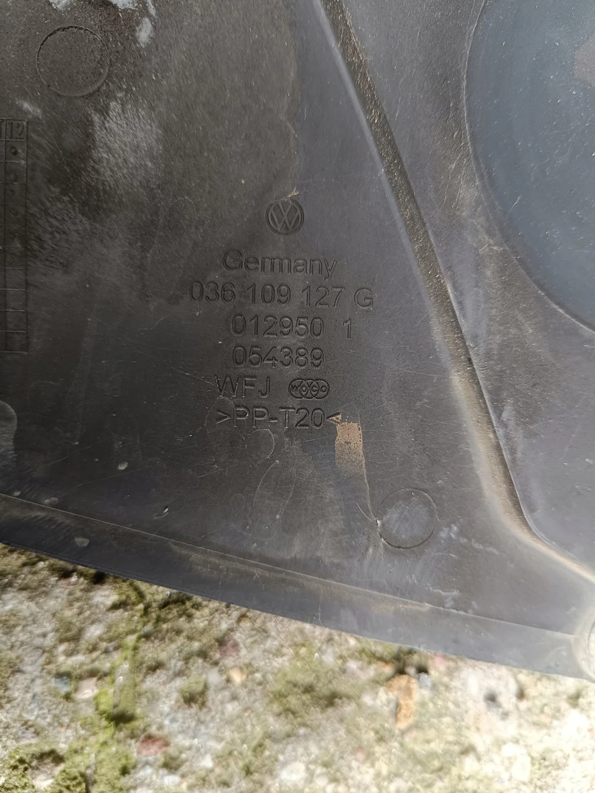 Zahnriemenabdeckung 1.4 16V VW Golf image 4