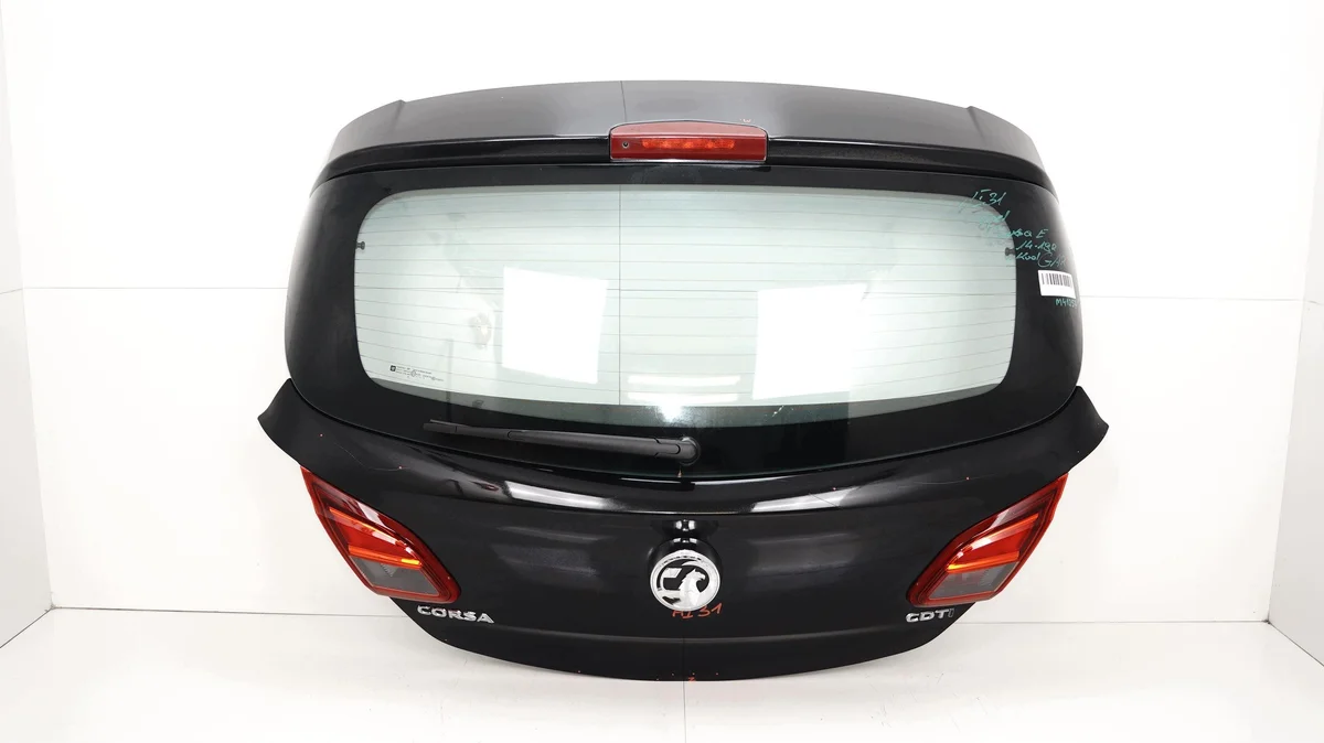 Opel Corsa E takaluukku 2014-2019