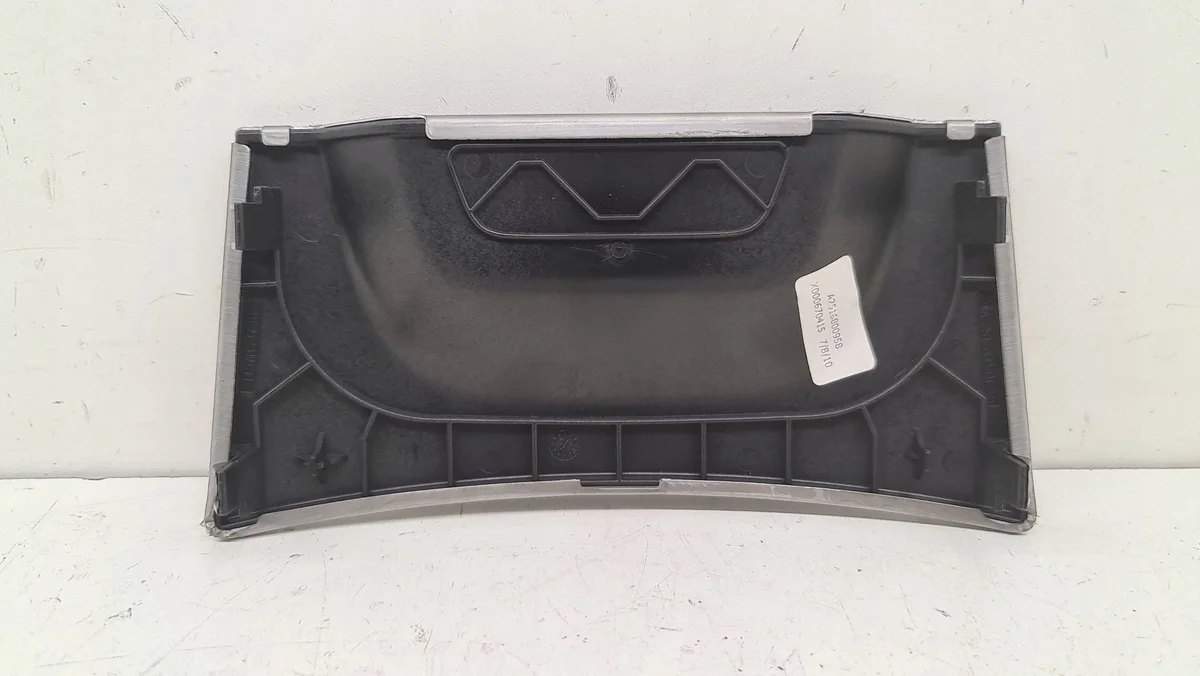Mercedes W251 Interieur Deel A2516800958 image 7