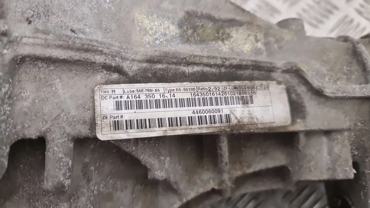 Differential hinten Mercedes R W251 A1643501614 image 9