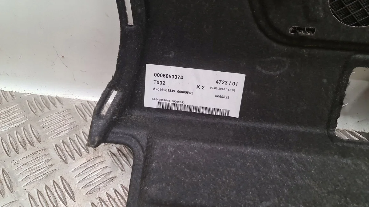 Achterbank Mercedes W204 Sedan A2046901849 image 10