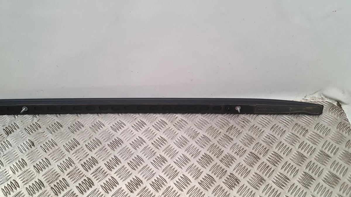 Barra tejadilho Volvo V60 Direita OEM 31448859 image 9
