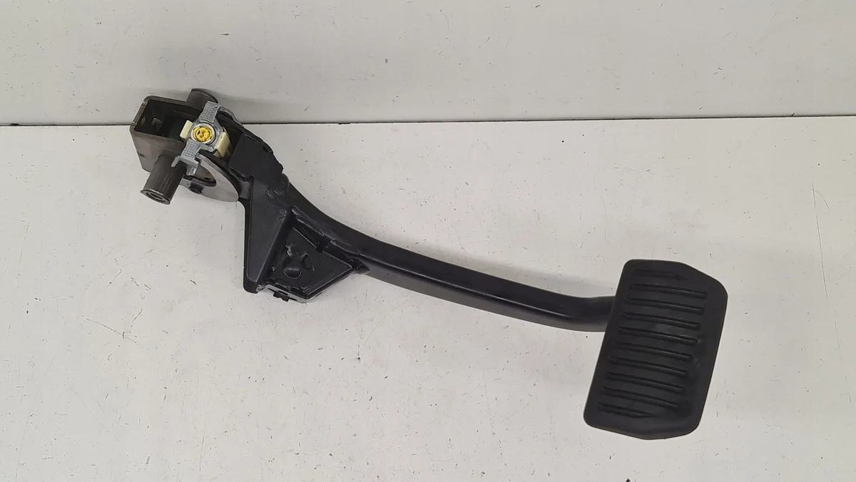 Volvo V90 S90 Bremspedal Pirotechnisch 31489736 image 3
