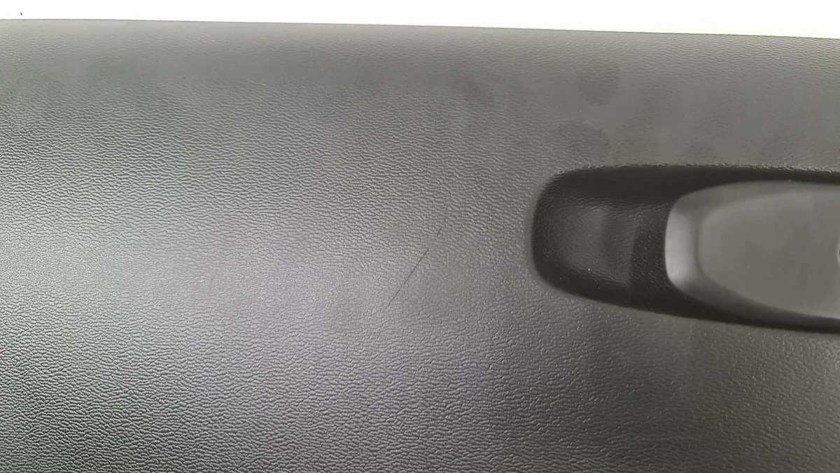 Volvo V60 Schowek 31467498 Gebraucht image 6