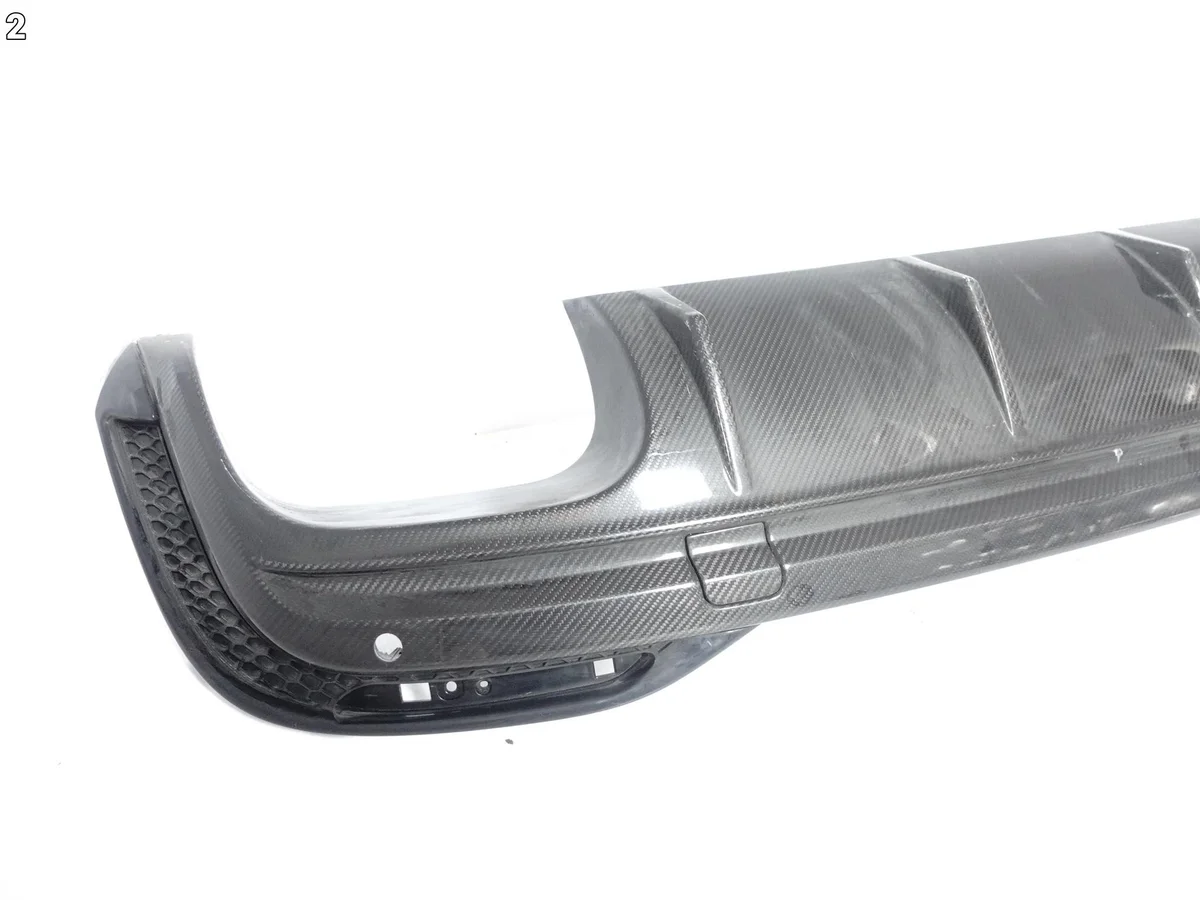 Maserati Grecale takadiffuusori image 3