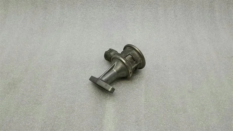 Válvula EGR BMW Série 6 E63 M6 Esquerda 11727837097