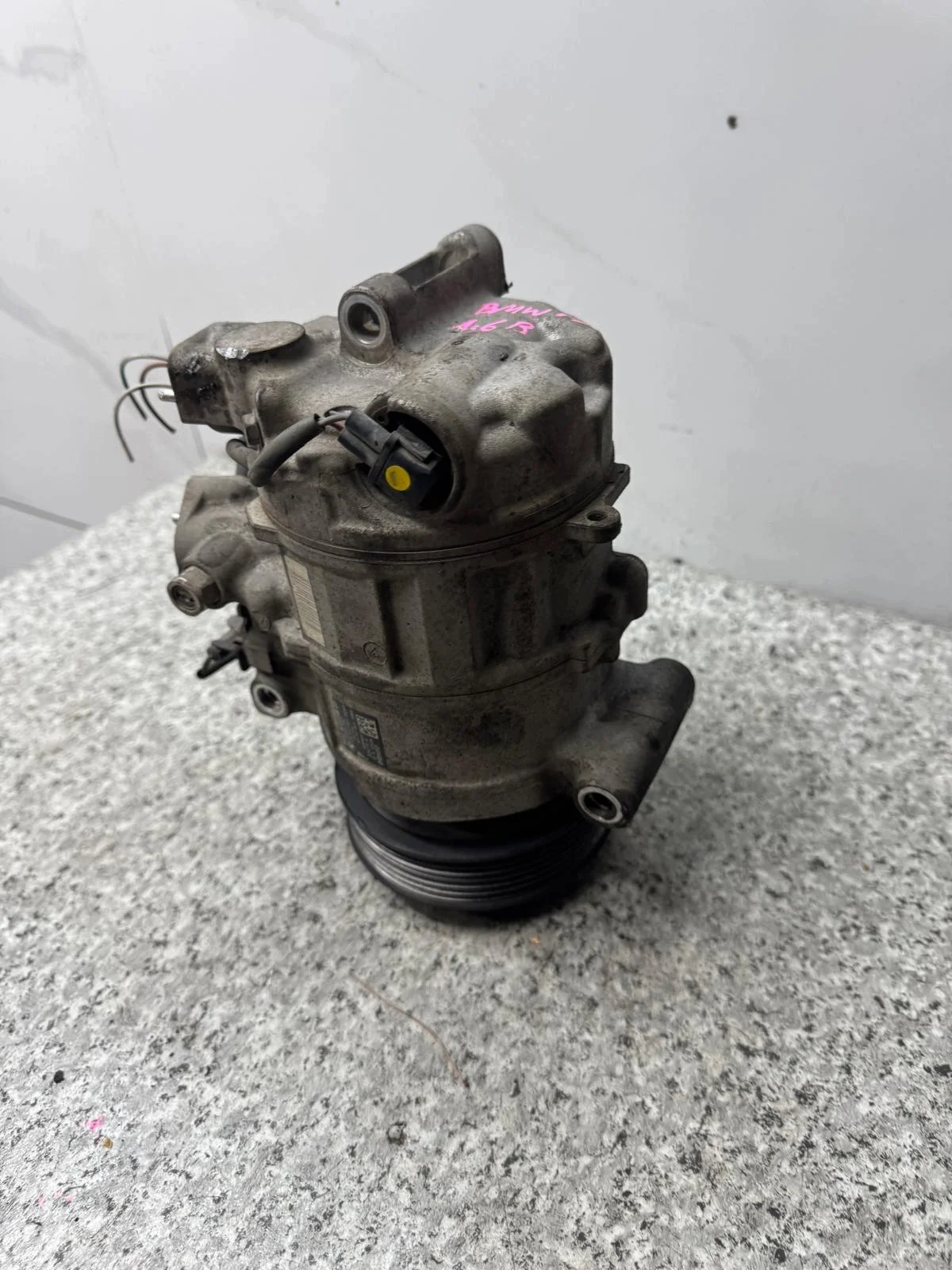 BMW 1 F20 Klimakompressor 9222296-07 image 3