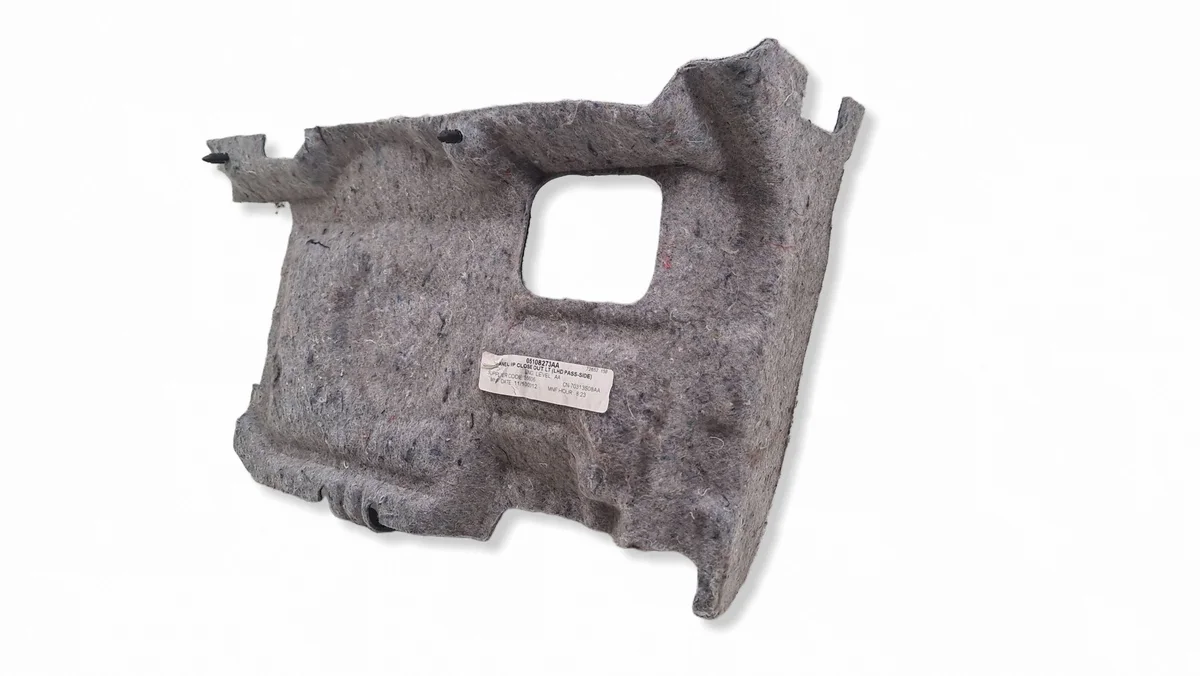 FIAT FREEMONT 05108273AA Interno Usato image 6