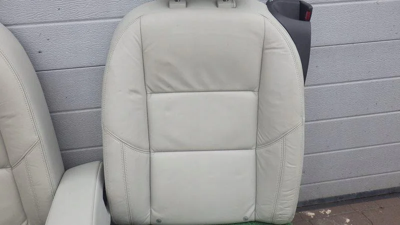 Volvo C30 Baksida Sätesklädsel Beige 39868906 image 8
