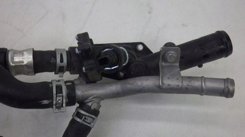 Carcasa Termostato Renault Kadjar 110602770R image 6