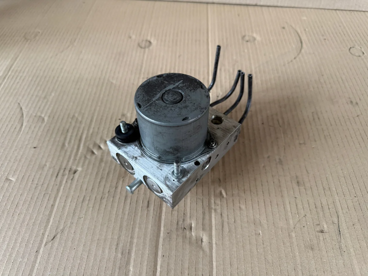 ABS-Pumpe Chevrolet Camaro 84653125 2019 image 6