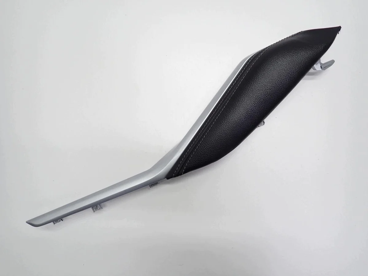 BMW 4 G26 25R - Garniture Tunnel Droit