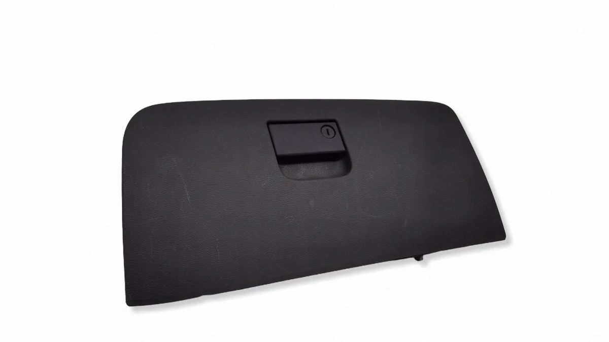 Fiat Freemont Storage Compartment 1RQ77TRM