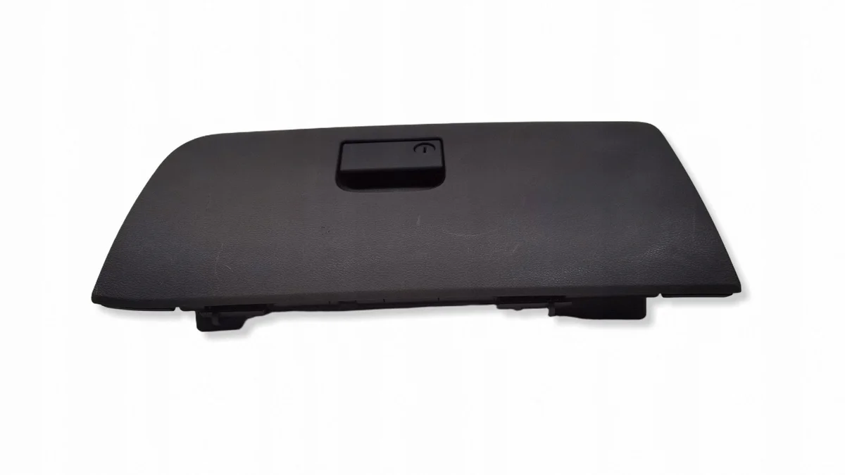 Fiat Freemont Storage Compartment 1RQ77TRM image 4