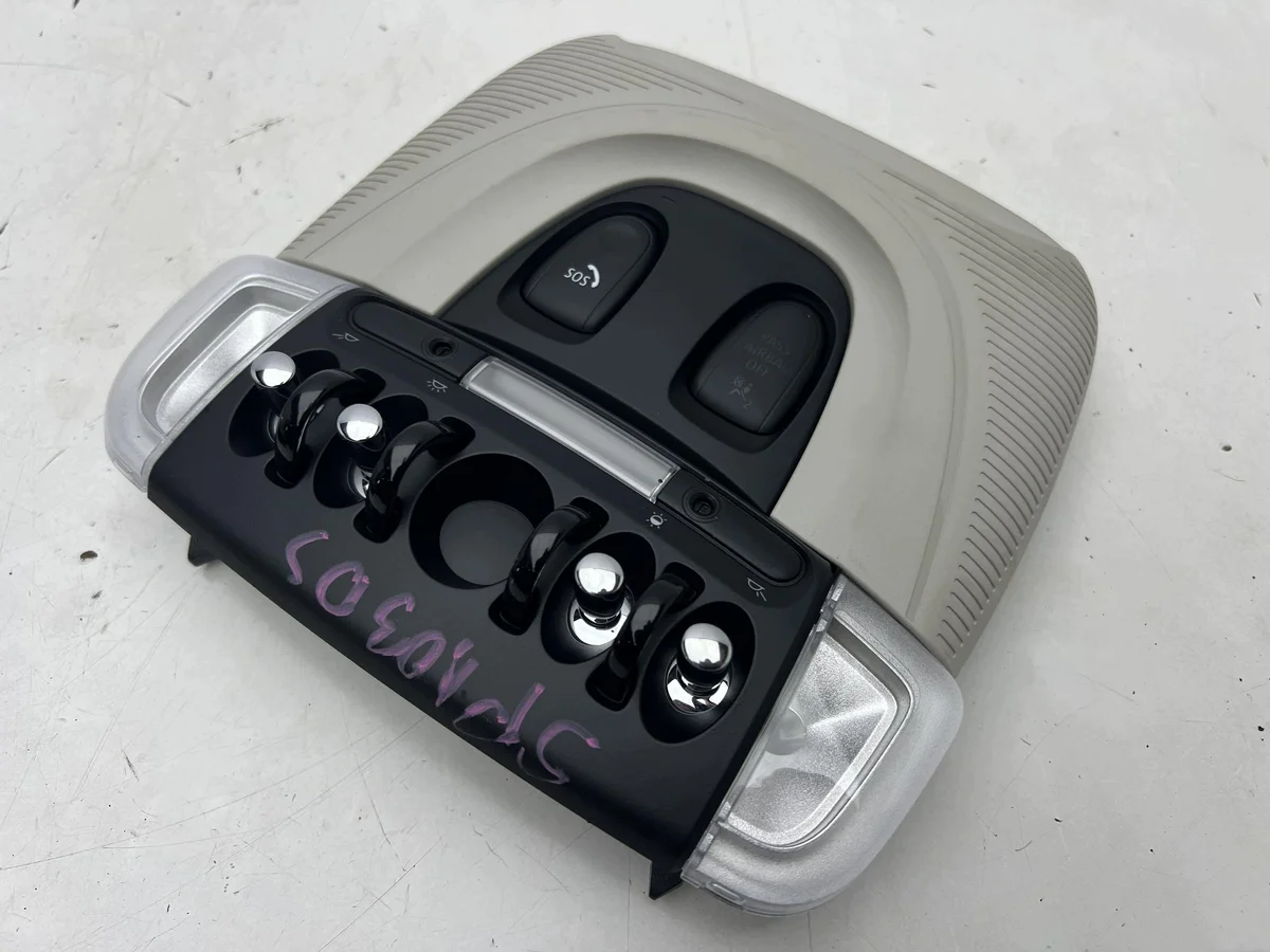 Mini Countryman F60 Innenleuchte gebraucht thumbnail 3