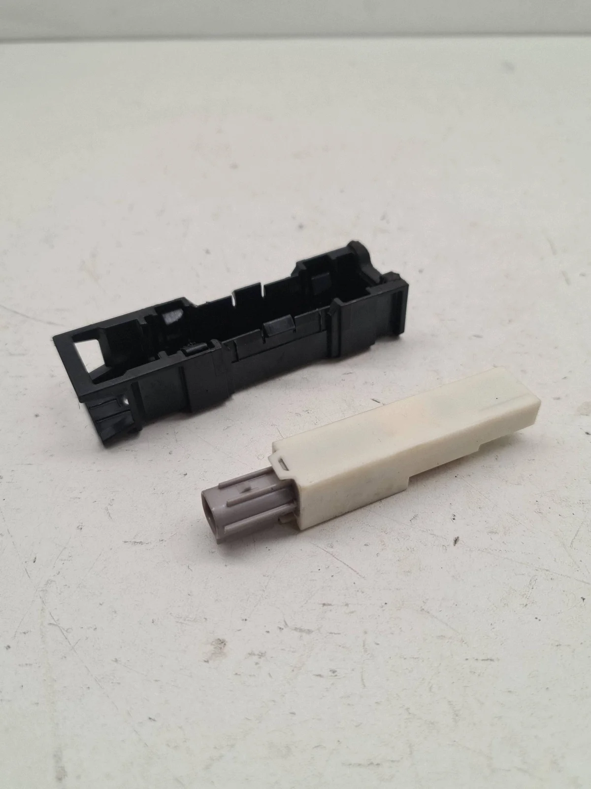 Sensor Toyota Land Cruiser J150 T84122011664