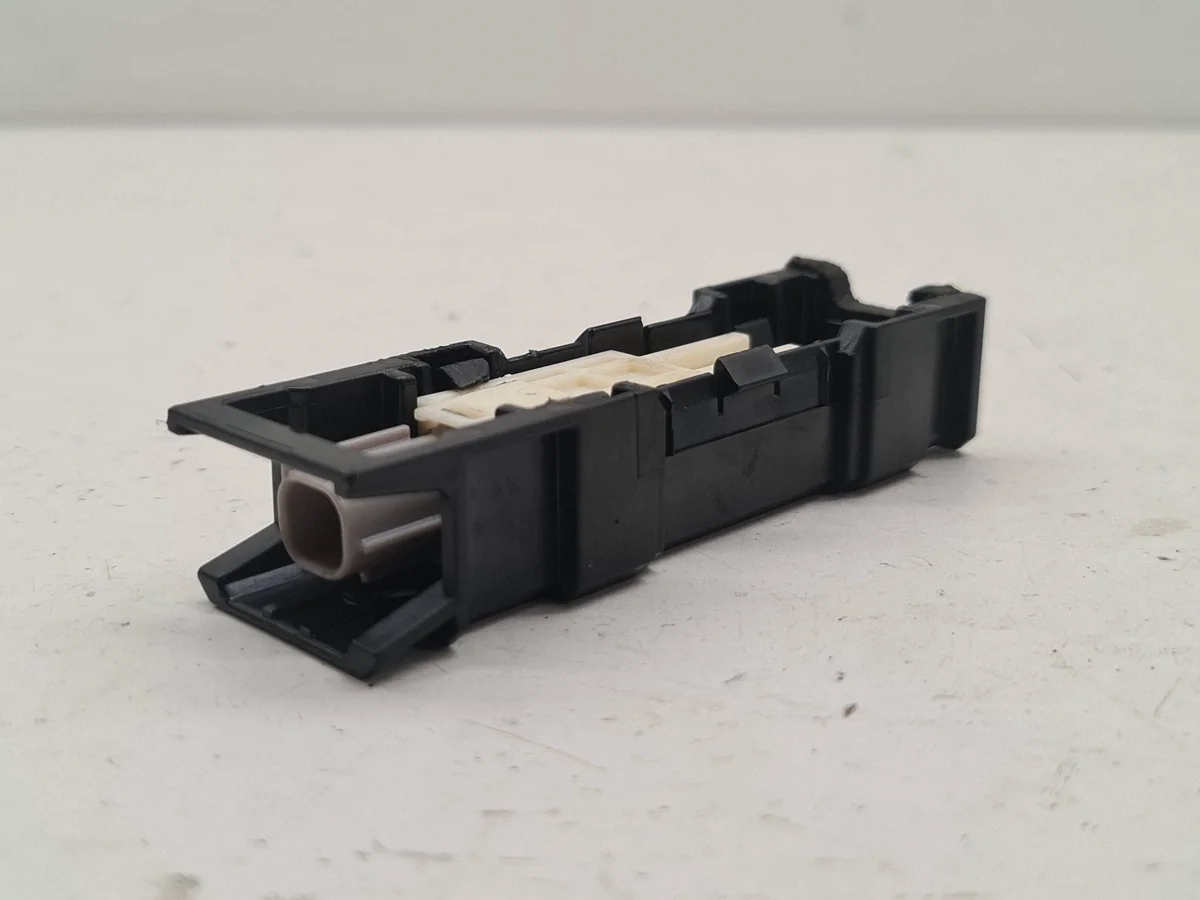Sensor Toyota Land Cruiser J150 T84122011664 image 3