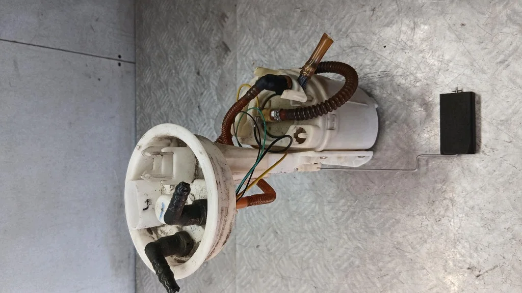 Pompe à carburant Audi A4 B6 2.0B 00-05