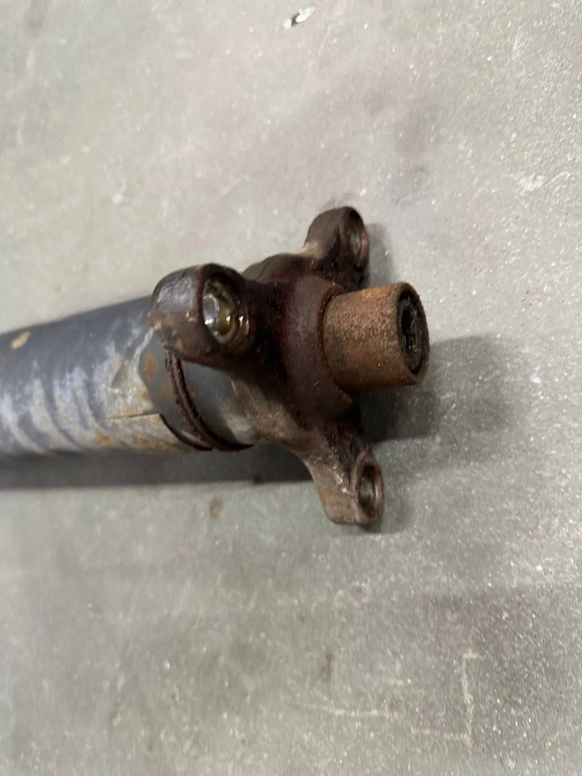 Drivaxel Mercedes SL350 M272 R230 A2304102406 image 7