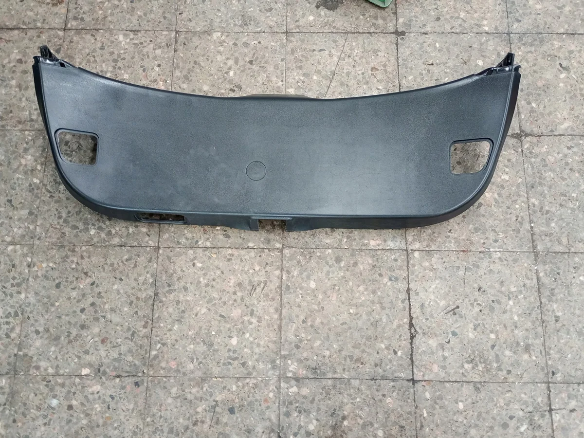 Mazda 3 BK Tapisserie Coffre BP4K68960